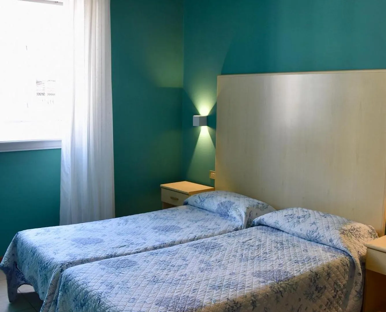 Hotel Portofino Lido di Jesolo 3*,  Italy