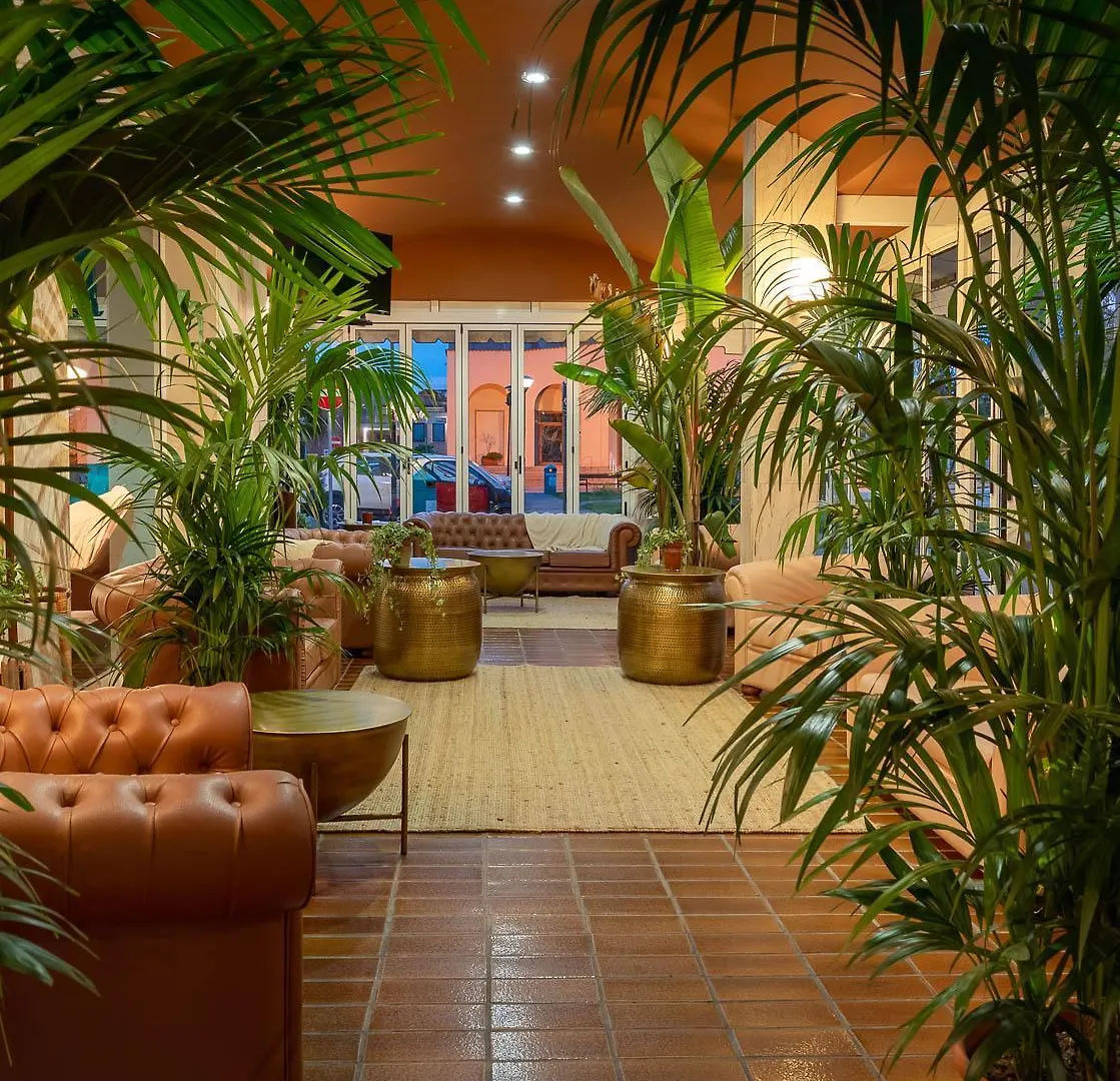***  Hotel Portofino ليدو دي يسولو إيطاليا