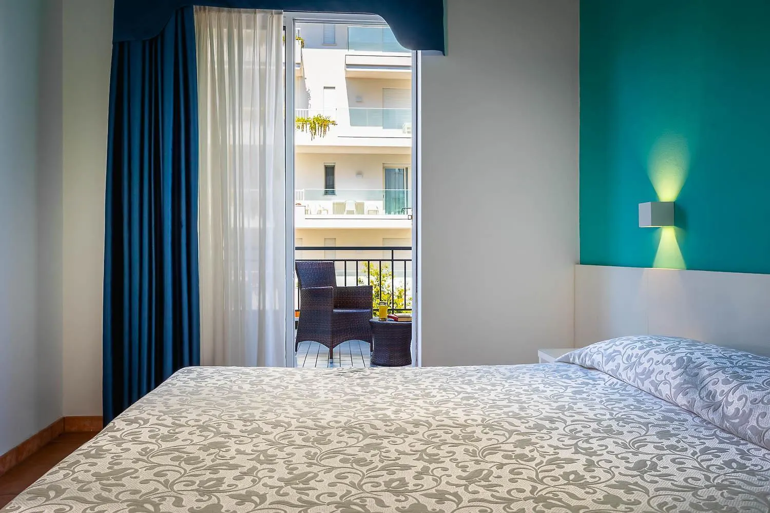 ***  Hotel Portofino ليدو دي يسولو إيطاليا